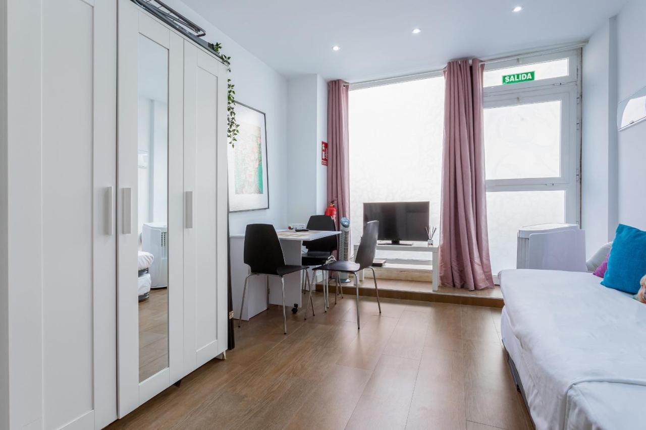 Aparteasy - Goya Ground Floor Studio Madrid Bagian luar foto