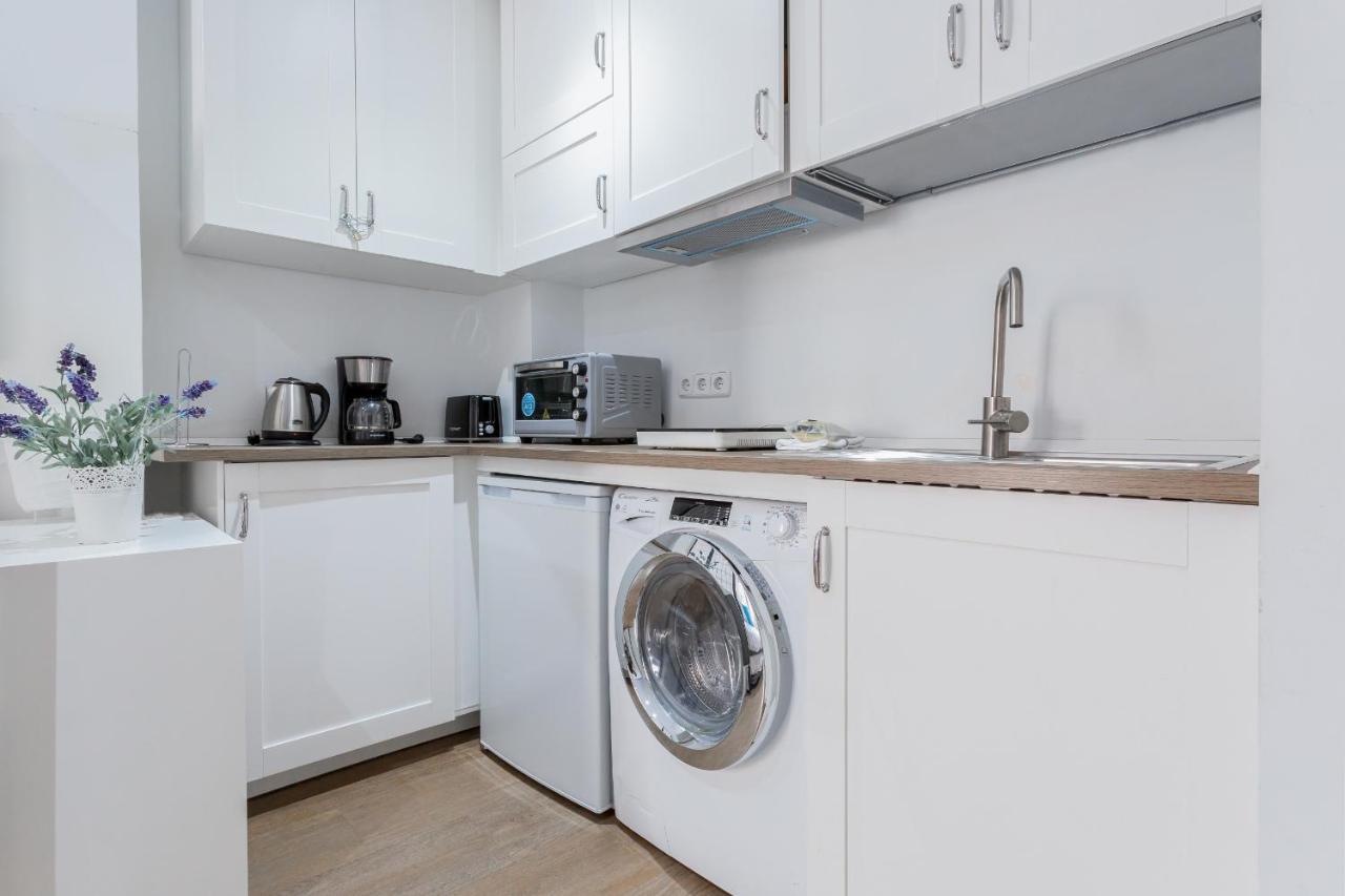 Aparteasy - Goya Ground Floor Studio Madrid Bagian luar foto